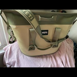 YETI Original Hopper 2, 30